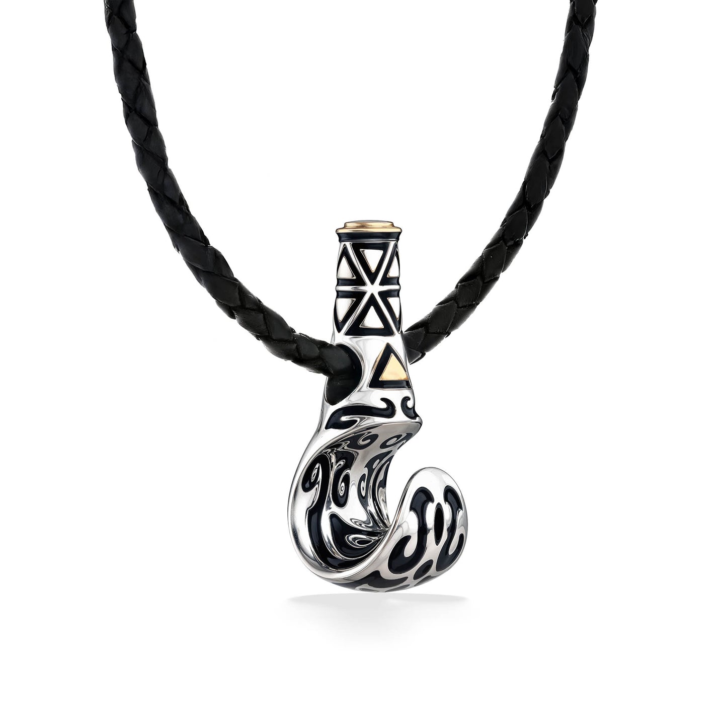 Side view of the palaoa pendant, highlighting the details of the tribal engravings in every curve. Item No. 41528