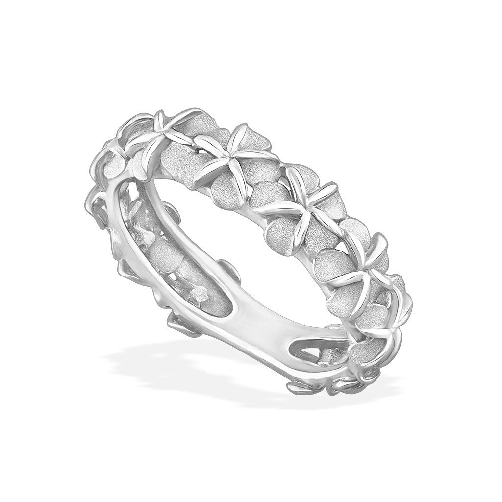White gold plumeria ring featuring satin-finish petals & polished edges in a design resembling a plumeria lei. Item No. 40979