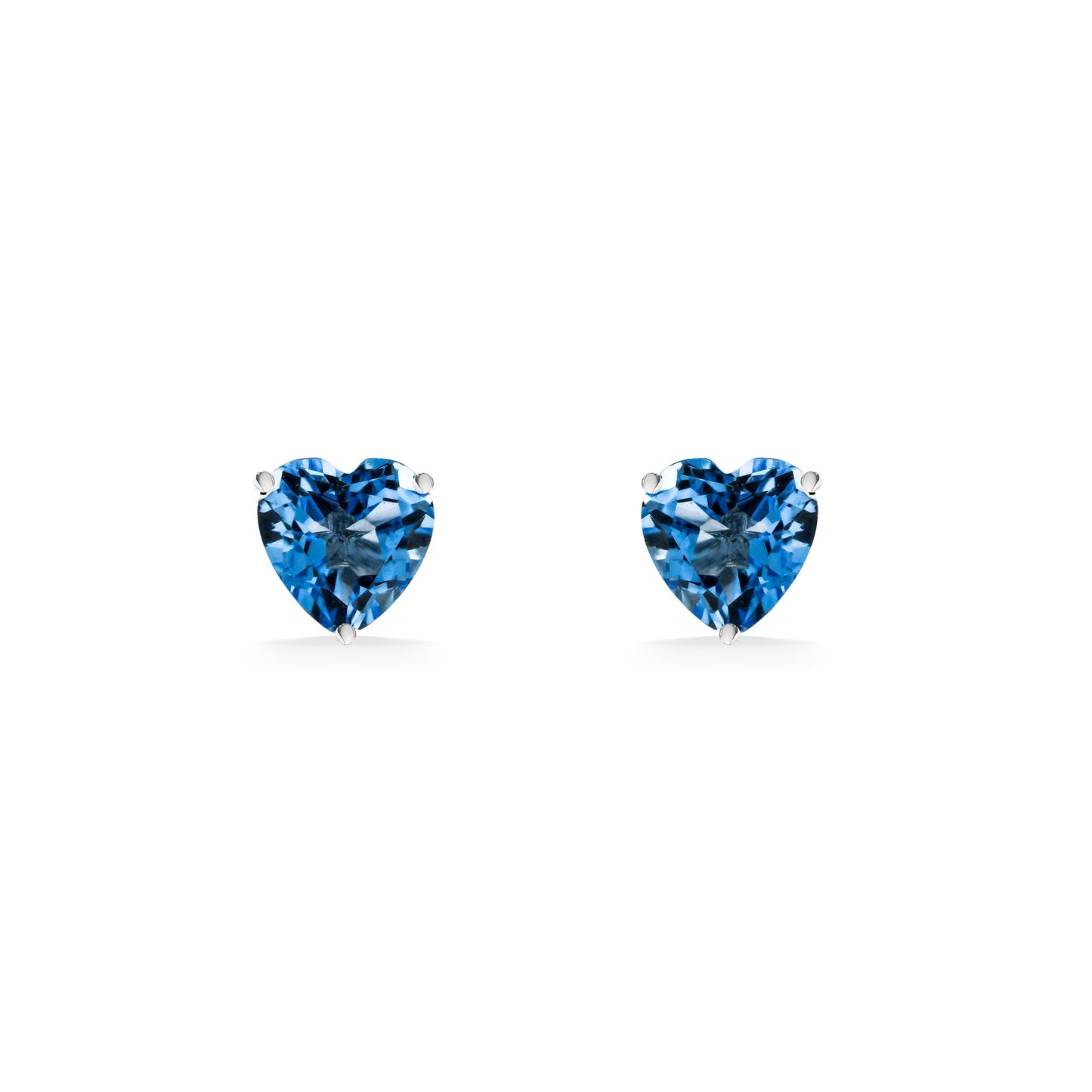 891065 - 14K White Gold - Effy Heart Stud Earrings