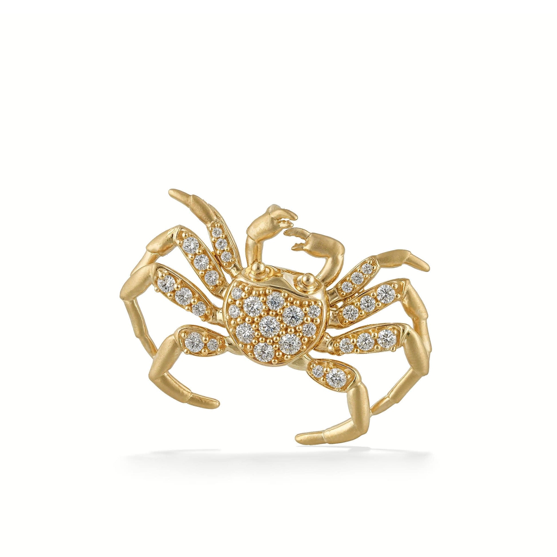 Realistic Hawaiian A'ama crab pendant made in 14k yellow gold with pavé-set diamonds along its back and legs. Item No. 44325