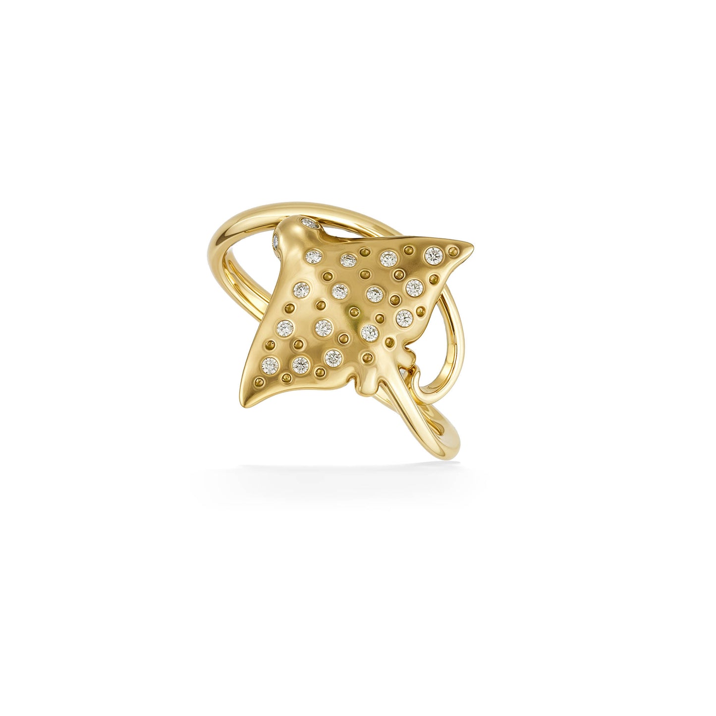 Spotted eagle ray ring featuring a sculpted manta design with scattered diamonds & a flowing wraparound band. Item No. 45230