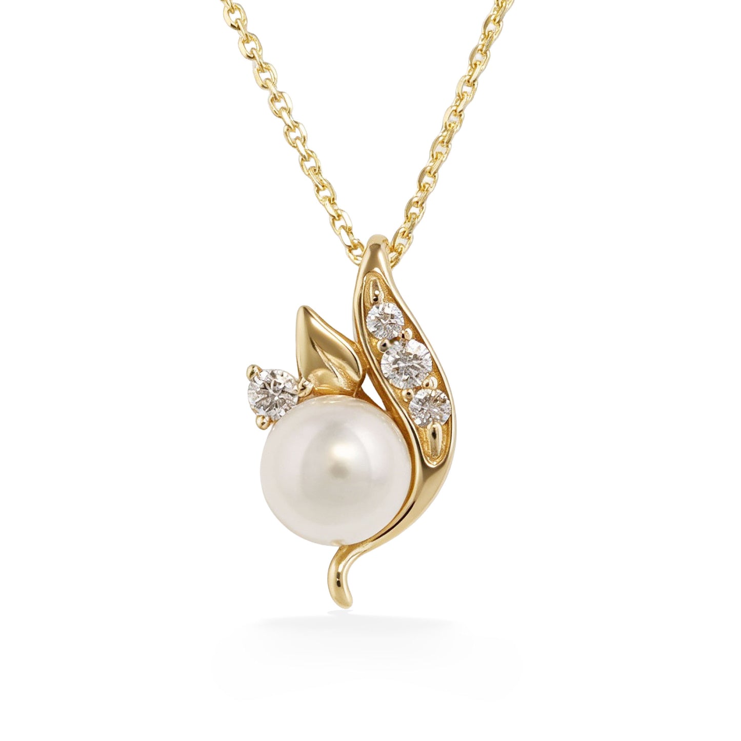 14K yellow gold Flora pendant featuring white Akoya pearl and diamonds with chain. Item No. 45428