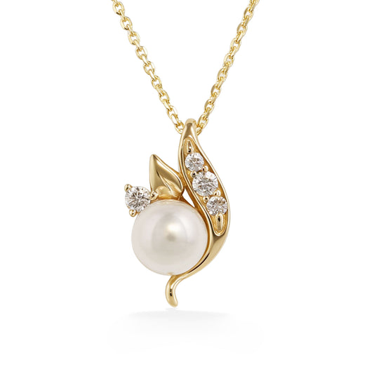 14K yellow gold Flora pendant featuring white Akoya pearl and diamonds with chain. Item No. 45428