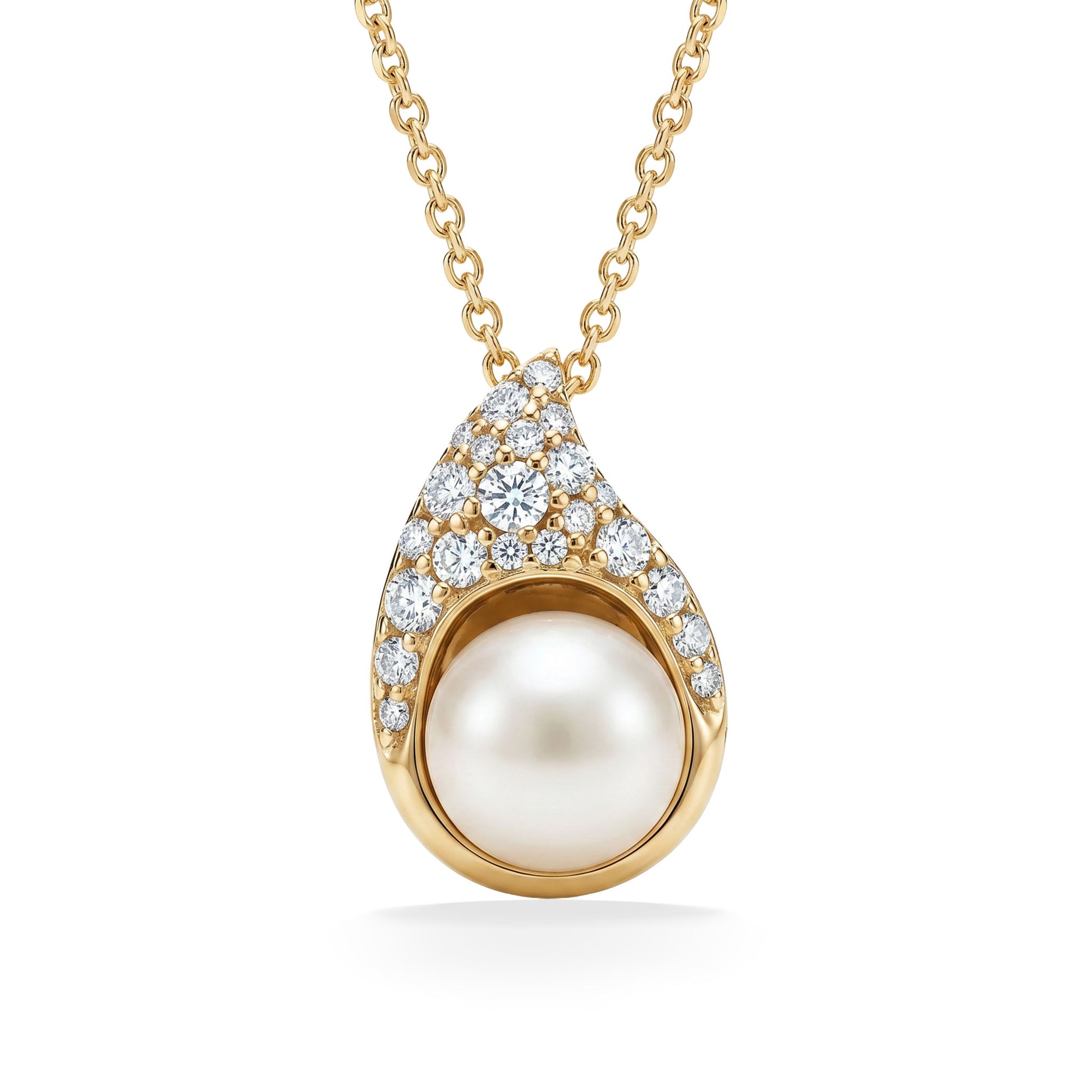 14K yellow gold Paka Ua pendant with white Akoya pearl and diamond accents with chain. Item No. 45426