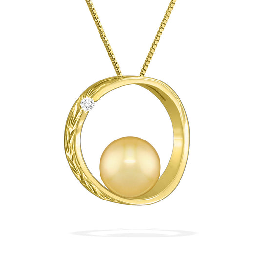 43799 - 14K Yellow Gold - Moon and Star Pendant